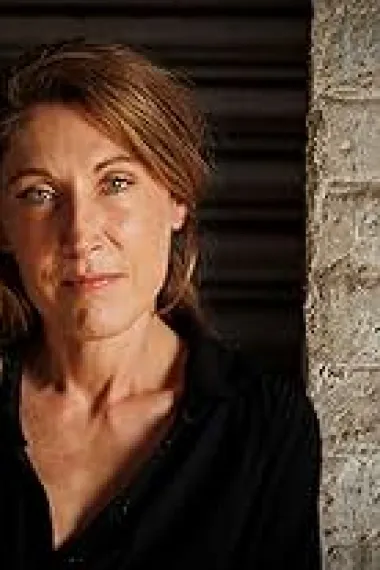 塞利娜·芒维尔