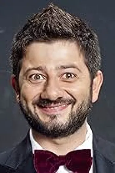 米克哈尔·加拉斯蒂恩