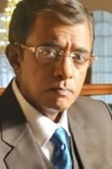 什库马尔·苏布拉马尼亚姆