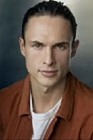 阿纳斯·费达拉维修斯