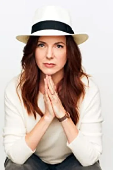 克莱尔·布朗森