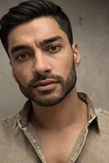 特雷弗·坎斯瓦兰