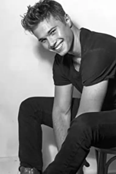 伊莱亚斯 · 卡卡瓦斯