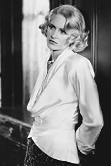 亚历桑德拉·鲍尔斯