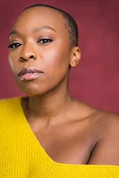 多米妮克·摩尔