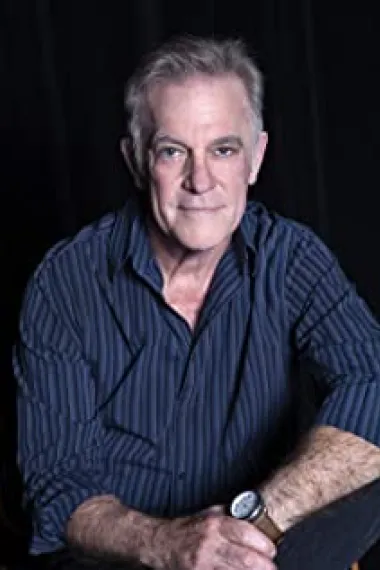 布鲁斯·麦金农