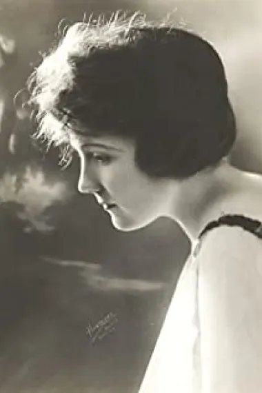 娜娜·布莱恩特