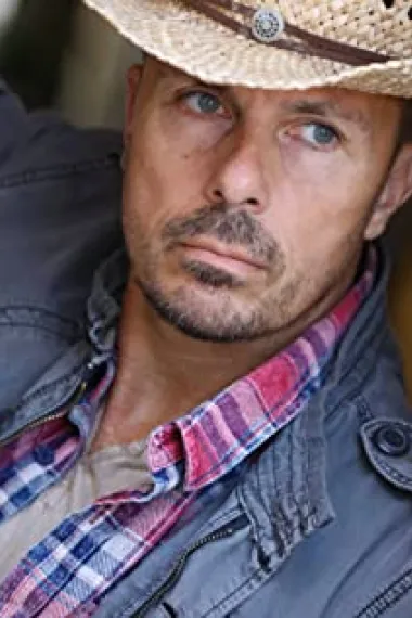 提诺·斯特劳克曼