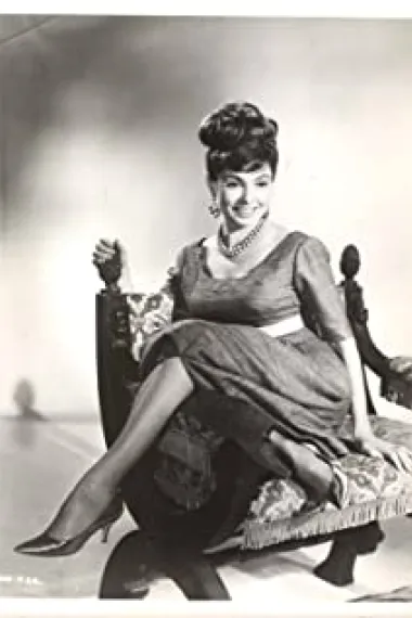 Yolande Donlan