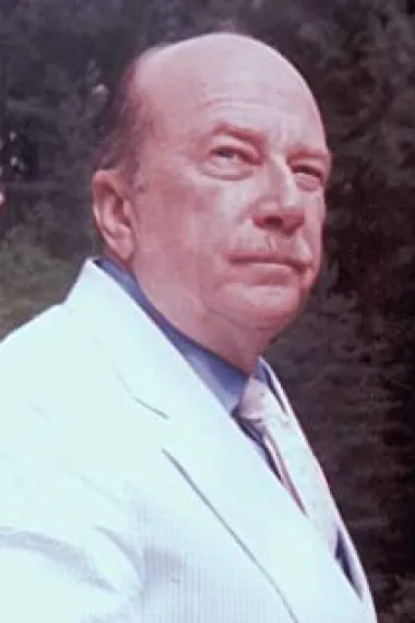 梅肯·麦卡尔曼