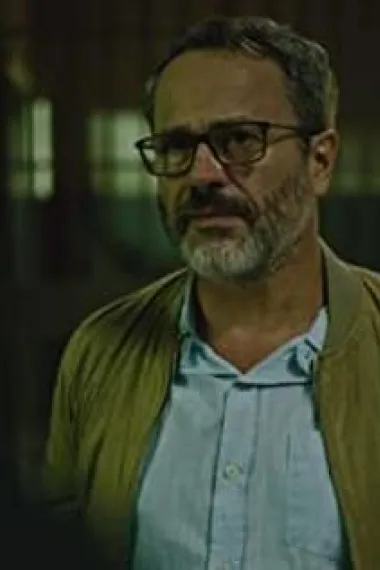 莱昂纳多·梅德罗斯