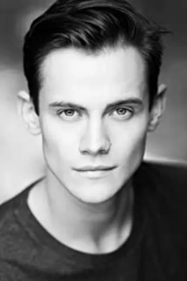 卡西安·比尔顿