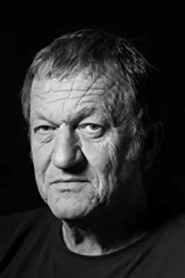 约翰·本菲尔德