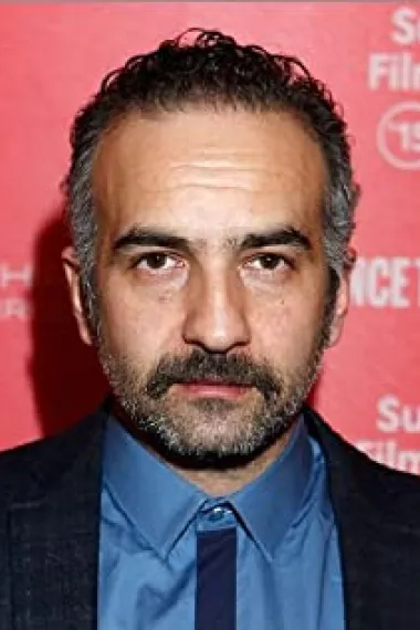 纳迪尔·萨里巴恰克