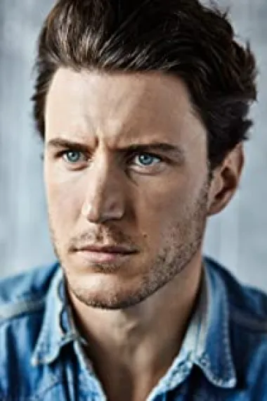 阿隆·贾库本科