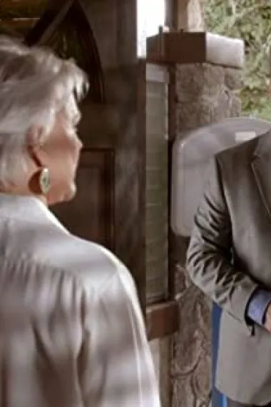 迈克尔·桑德斯