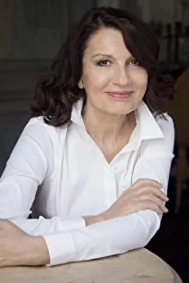 卢德米拉·米卡埃尔