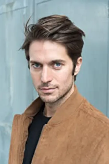 卢卡斯·布哈沃