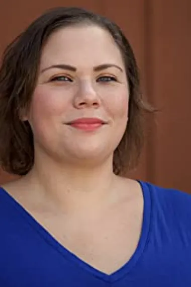 莱拉·贝尔津什