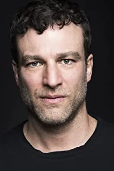 罗伯托·普维斯