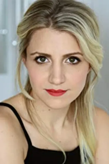 安娜莱吉·阿什福特