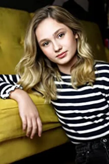 奥黛丽·格蕾丝·马歇尔