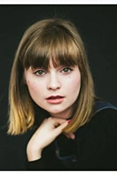 洛拉·佩蒂克鲁