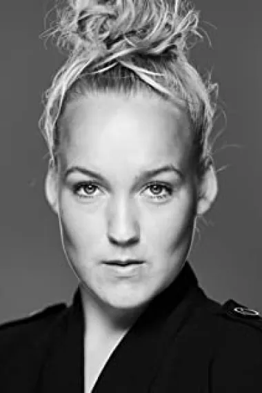 杰西卡·迪内奇