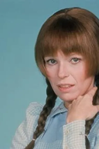 露易丝·拉塞尔