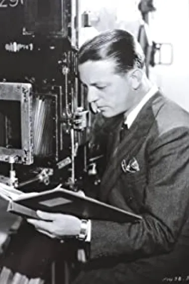 亚历山大·赫尔