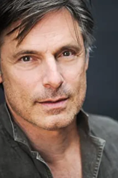 尼古拉斯·格斯特