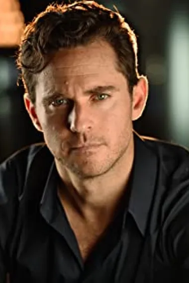 德里克·迈戈雅