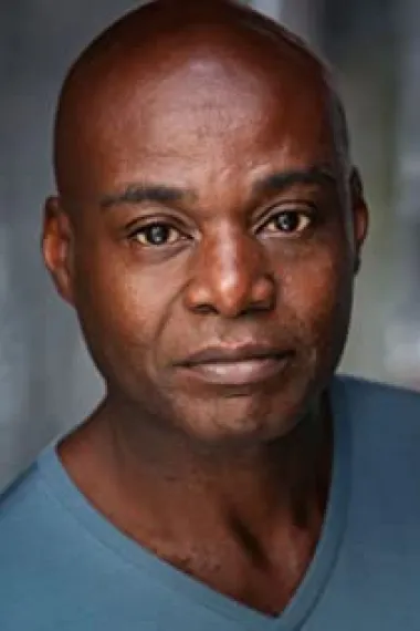 梅纳德·埃济亚施