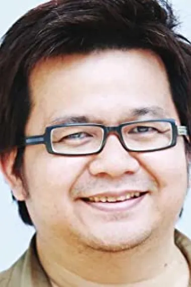 普拉奇亚·平克尧