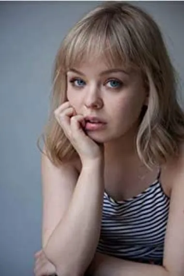 妮可拉·考夫兰