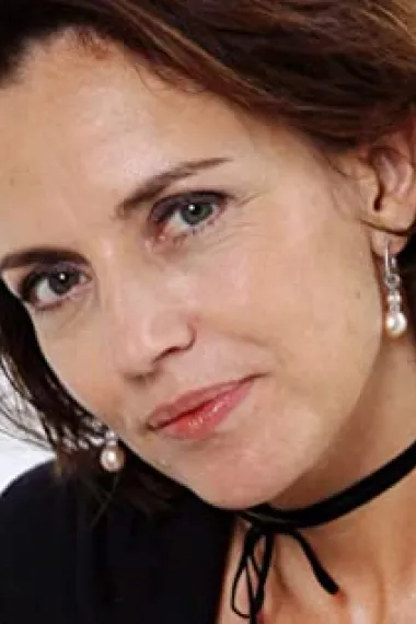 阿曼达·奥慕斯