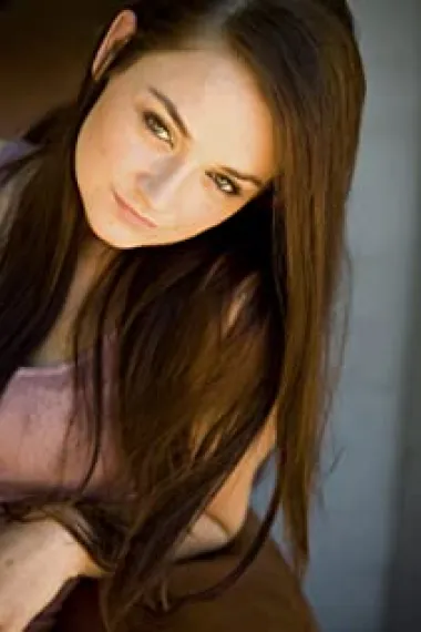 安娜-梅劳特里奇