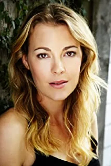 米拉·福尔克斯