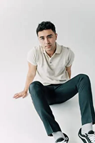 诺林·古拉姆高斯