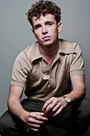 劳利·基纳斯顿