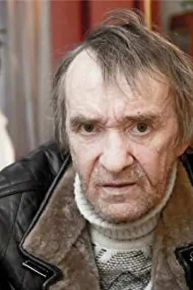 阿伏·库库马吉