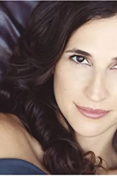 麦可拉·沃金丝