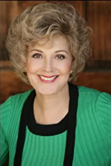 坎迪丝·阿扎拉