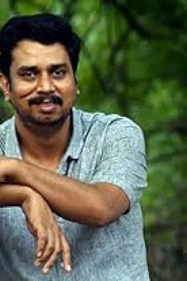 塔·塞·纳纳维尔