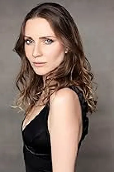 朱莉娅·科斯特内维奇