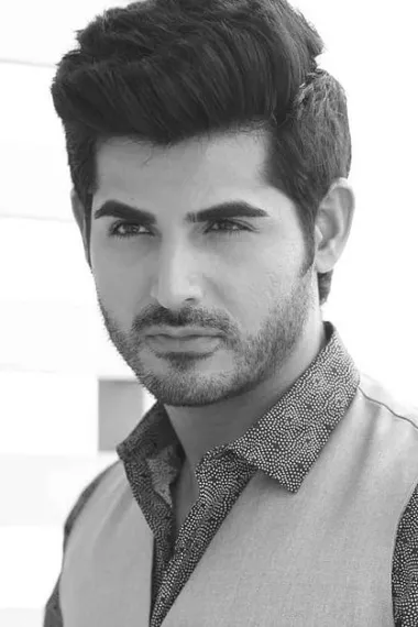 奥姆卡·卡普尔