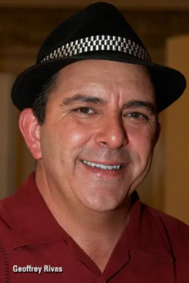 杰弗里·里瓦斯