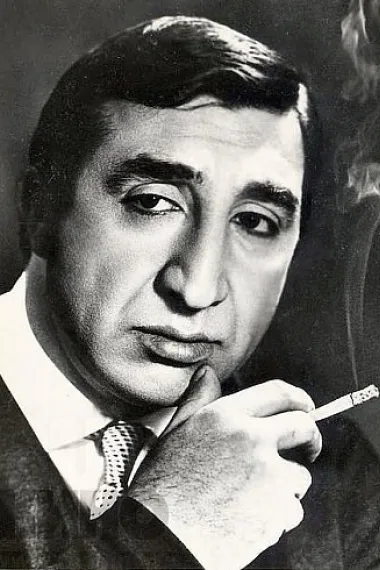 伏龙泽克·姆克尔强