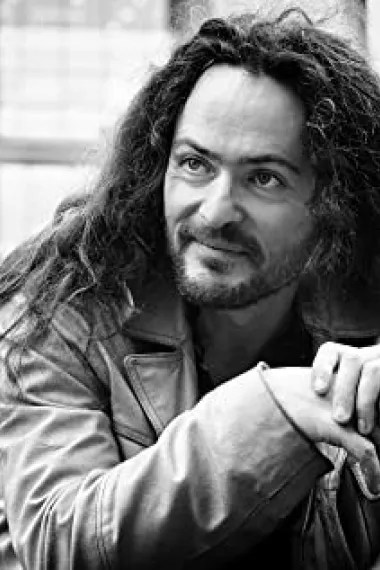 西亚伦·戴维斯