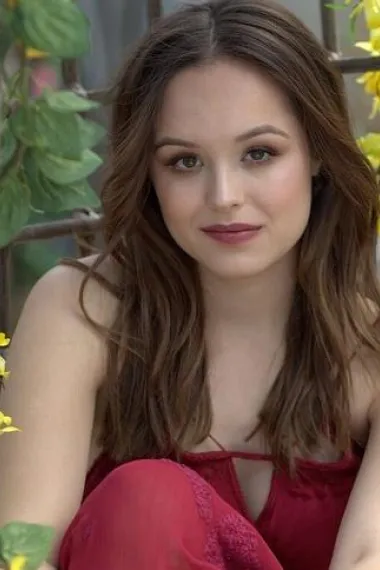 海莉·奥兰蒂亚